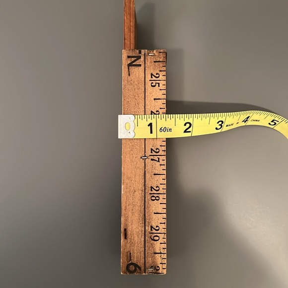 Vintage Farmhouse Decor - Picture 10 of 10